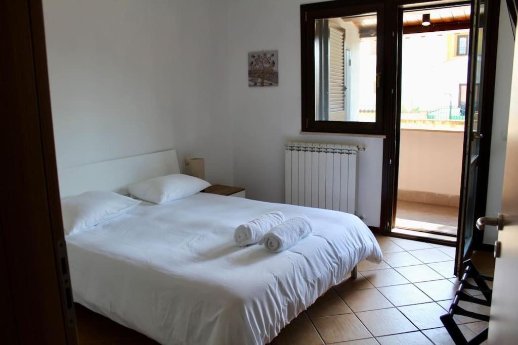 The Garden House Fco, Self Check In And Free Private Parking Apartment Фиумичино Екстериор снимка