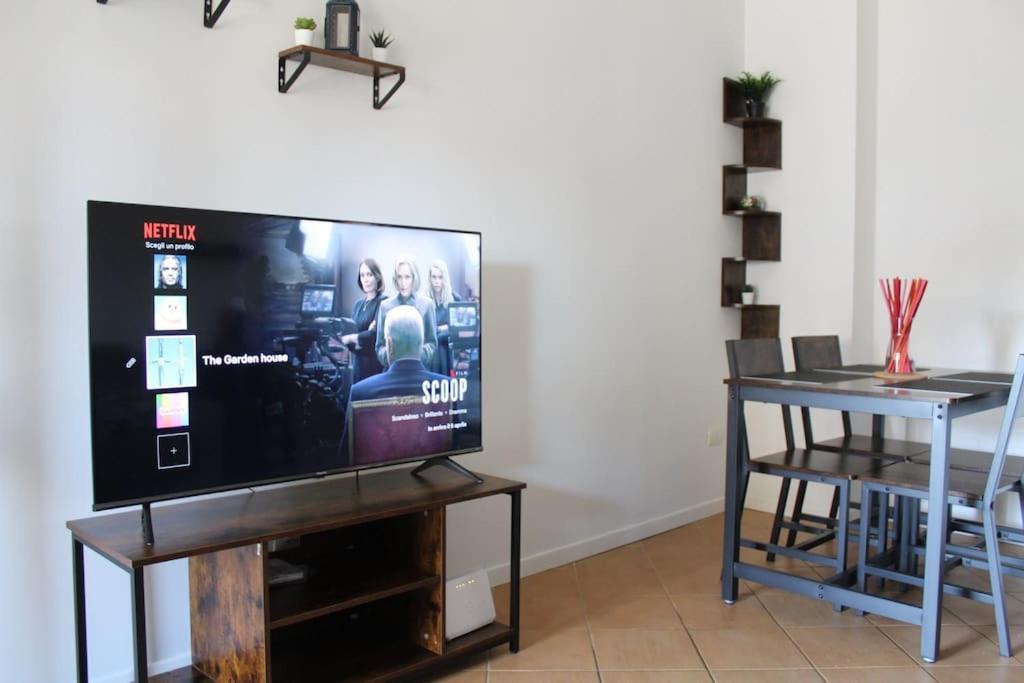 The Garden House Fco, Self Check In And Free Private Parking Apartment Фиумичино Екстериор снимка