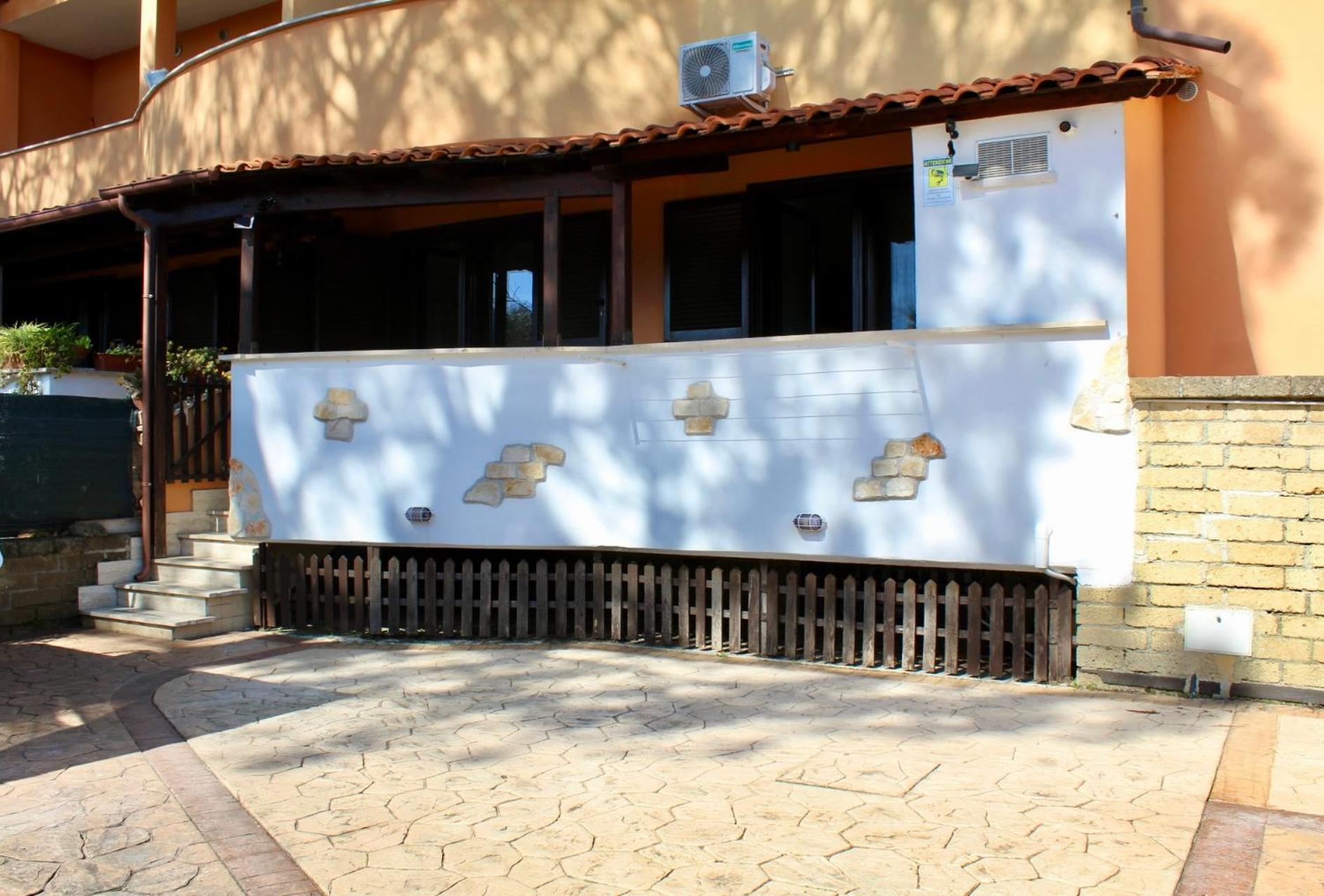 The Garden House Fco, Self Check In And Free Private Parking Apartment Фиумичино Екстериор снимка